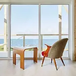 Apartment Where The Ocean Meets Land Ramberg
