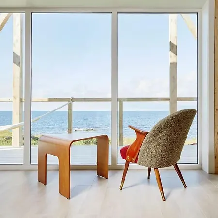 Apartment Where The Ocean Meets Land Ramberg