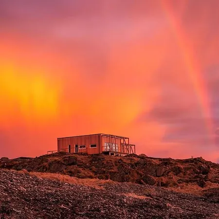 Where The Ocean Meets Land Apartment *